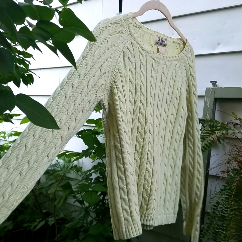 L.L. Bean Cotton Cable Knit Crew Neck Sweater Pale Celery Green Sz : S
